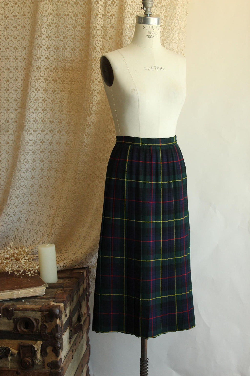 Vintage 1980s 1990 Plaid Wool Skirt by Modissa