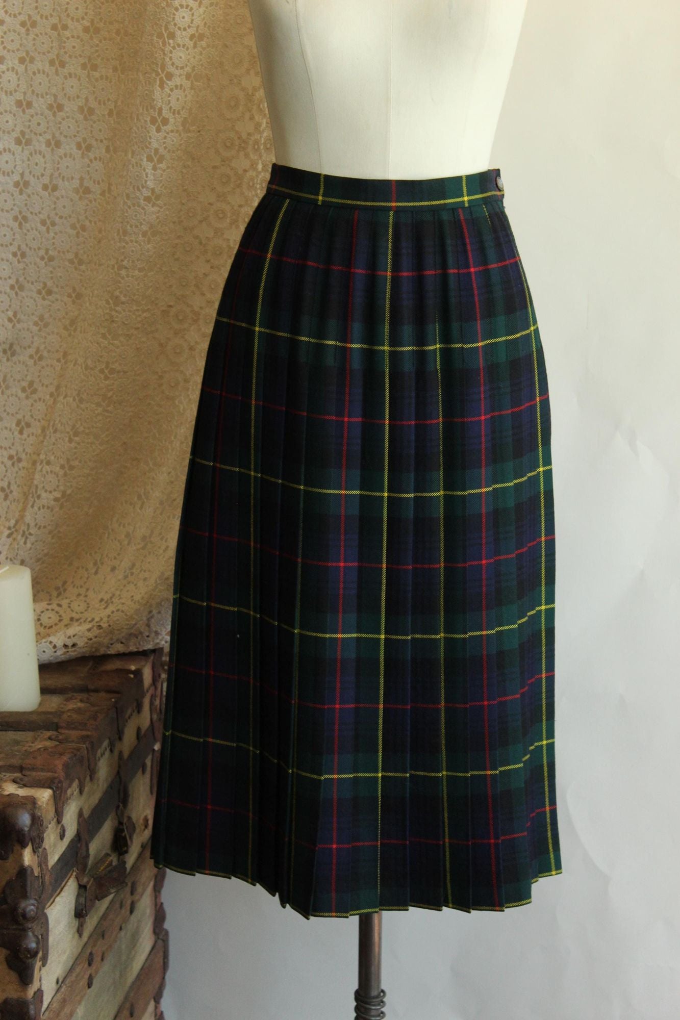 Vintage 1980s 1990 Plaid Wool Skirt by Modissa