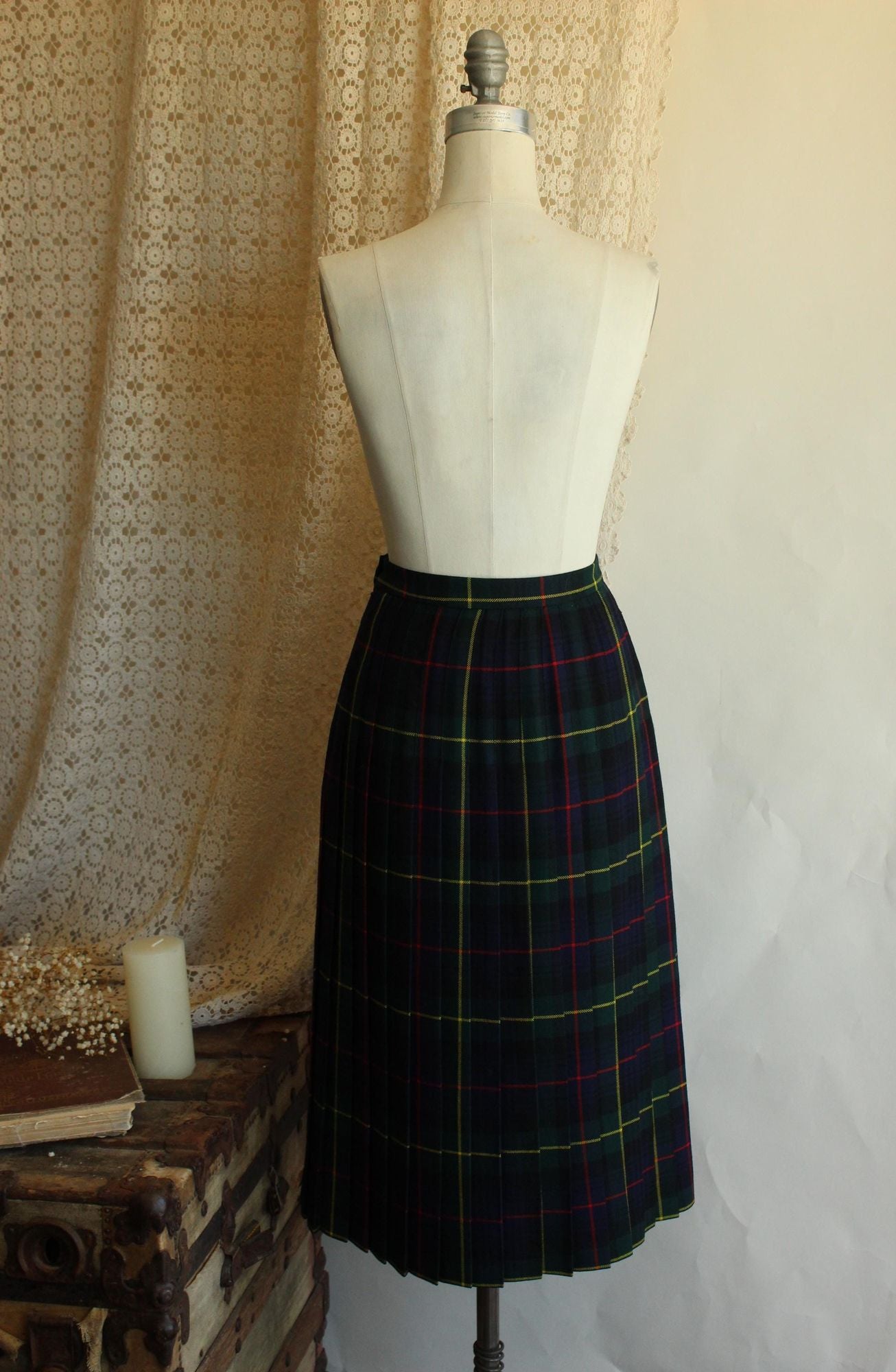 Vintage 1980s 1990 Plaid Wool Skirt by Modissa
