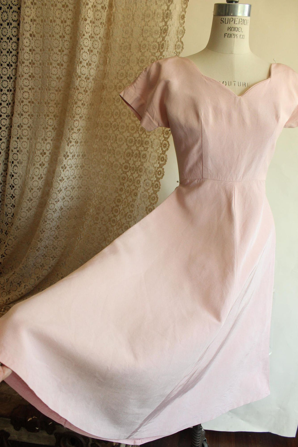 Vintage 1950s Pink Faille Dress with Sweetheart Neckline