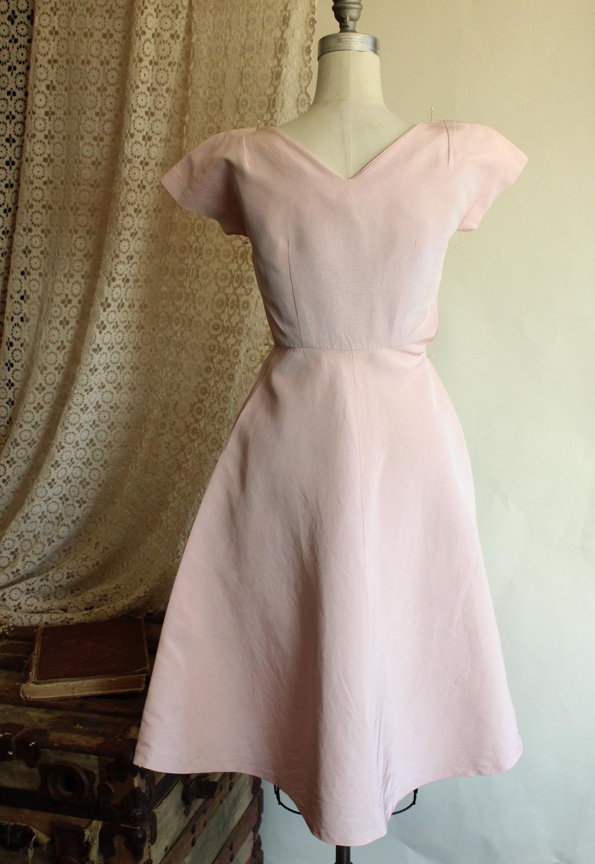 Vintage 1950s Pink Faille Dress with Sweetheart Neckline