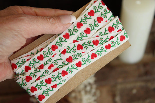 Vintage Heart Ribbon Trim, 1/2 Inch Wide, 5 Yards