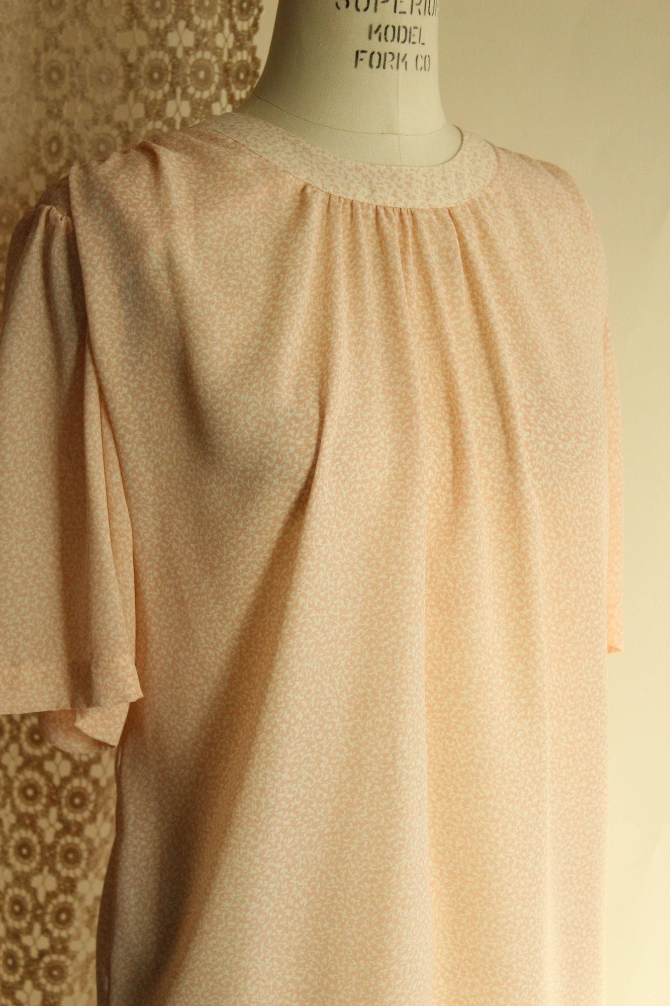 Vintage 1980s SK & Company Pink and Cream Blouse