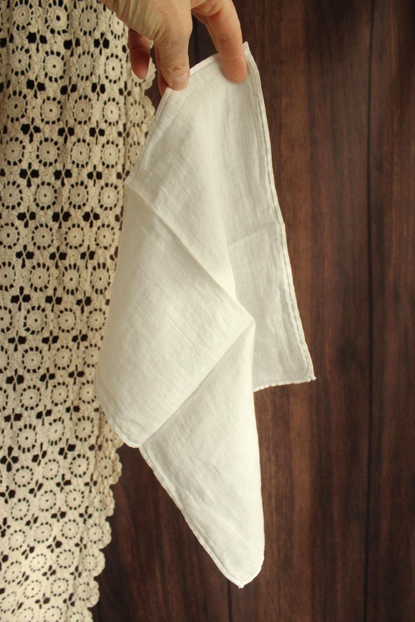 Vintage 1940s 1950s White Linen Handkerchief