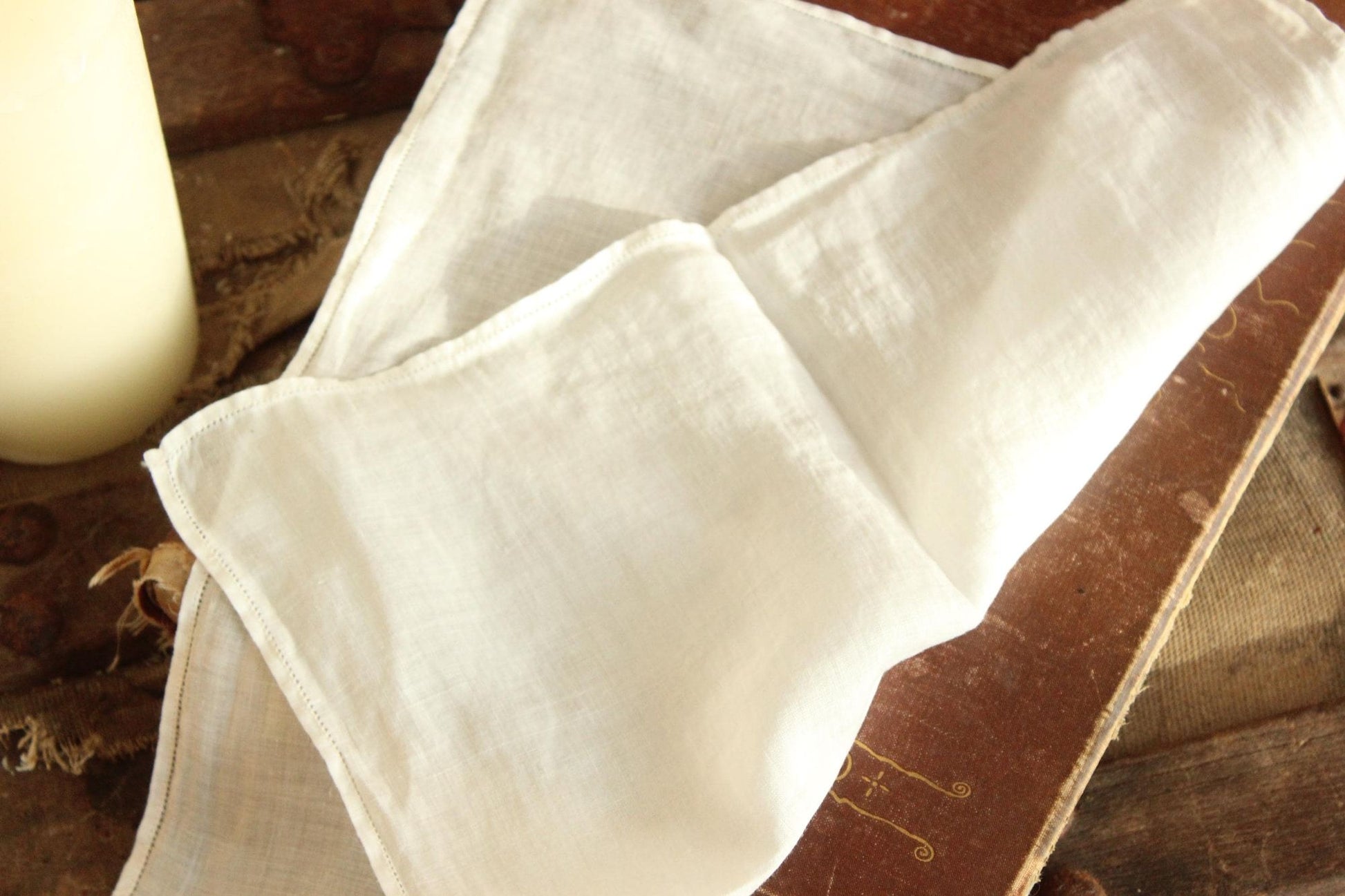 Vintage 1940s 1950s White Linen Handkerchief