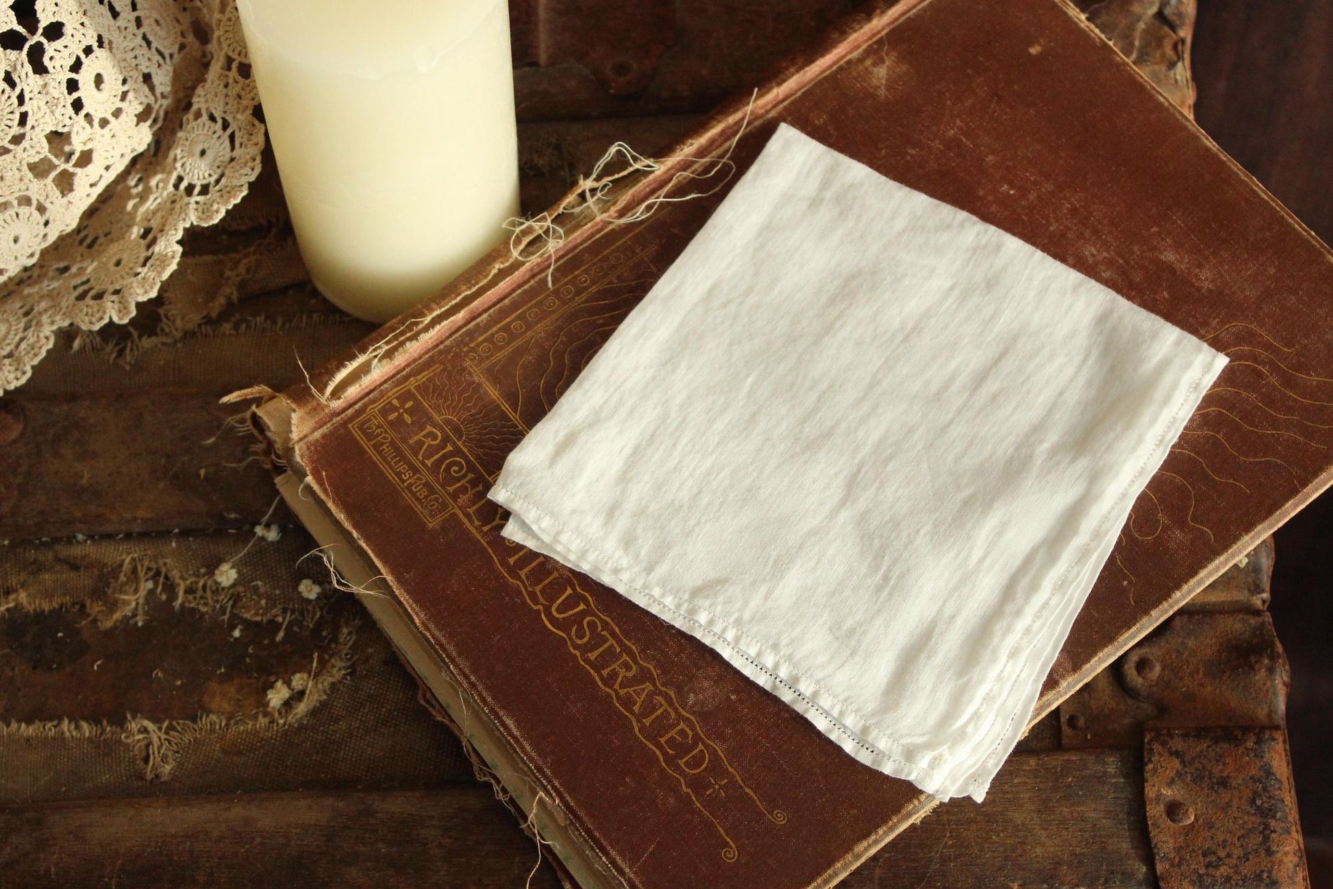 Vintage 1940s 1950s White Linen Handkerchief