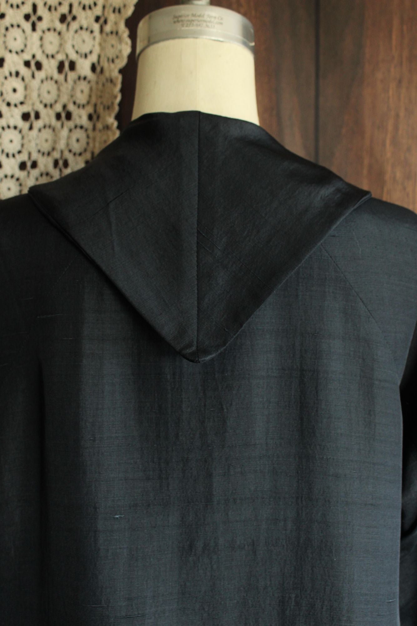 Vintage 1960s Cates Blue Black Silk Jacket