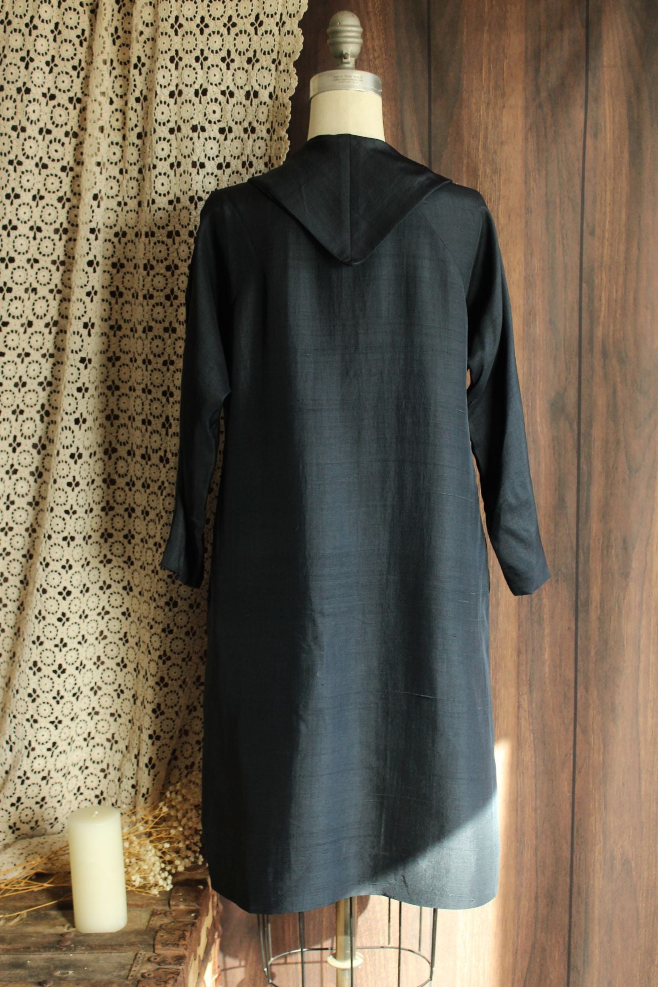 Vintage 1960s Cates Blue Black Silk Jacket