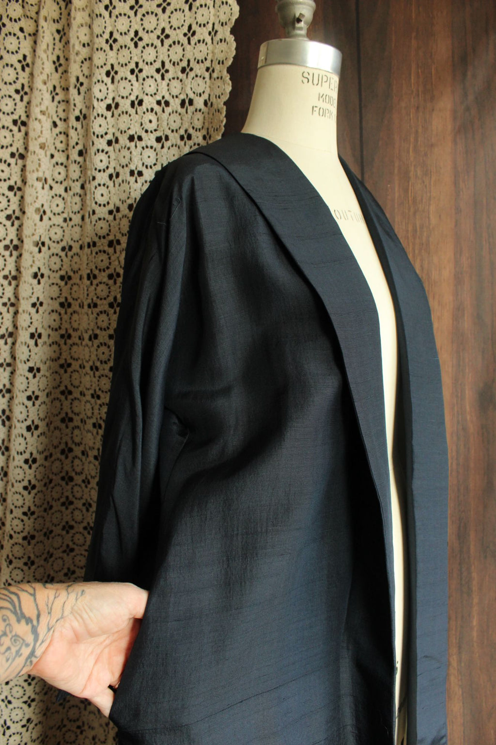 Vintage 1960s Cates Blue Black Silk Jacket