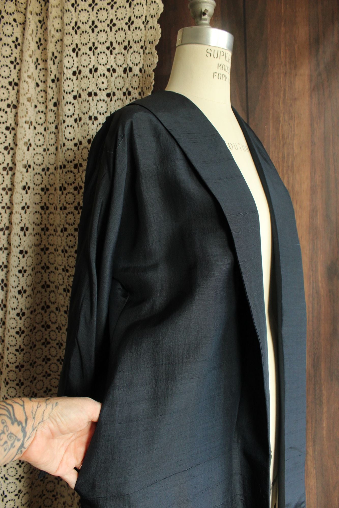 Vintage 1960s Cates Blue Black Silk Jacket
