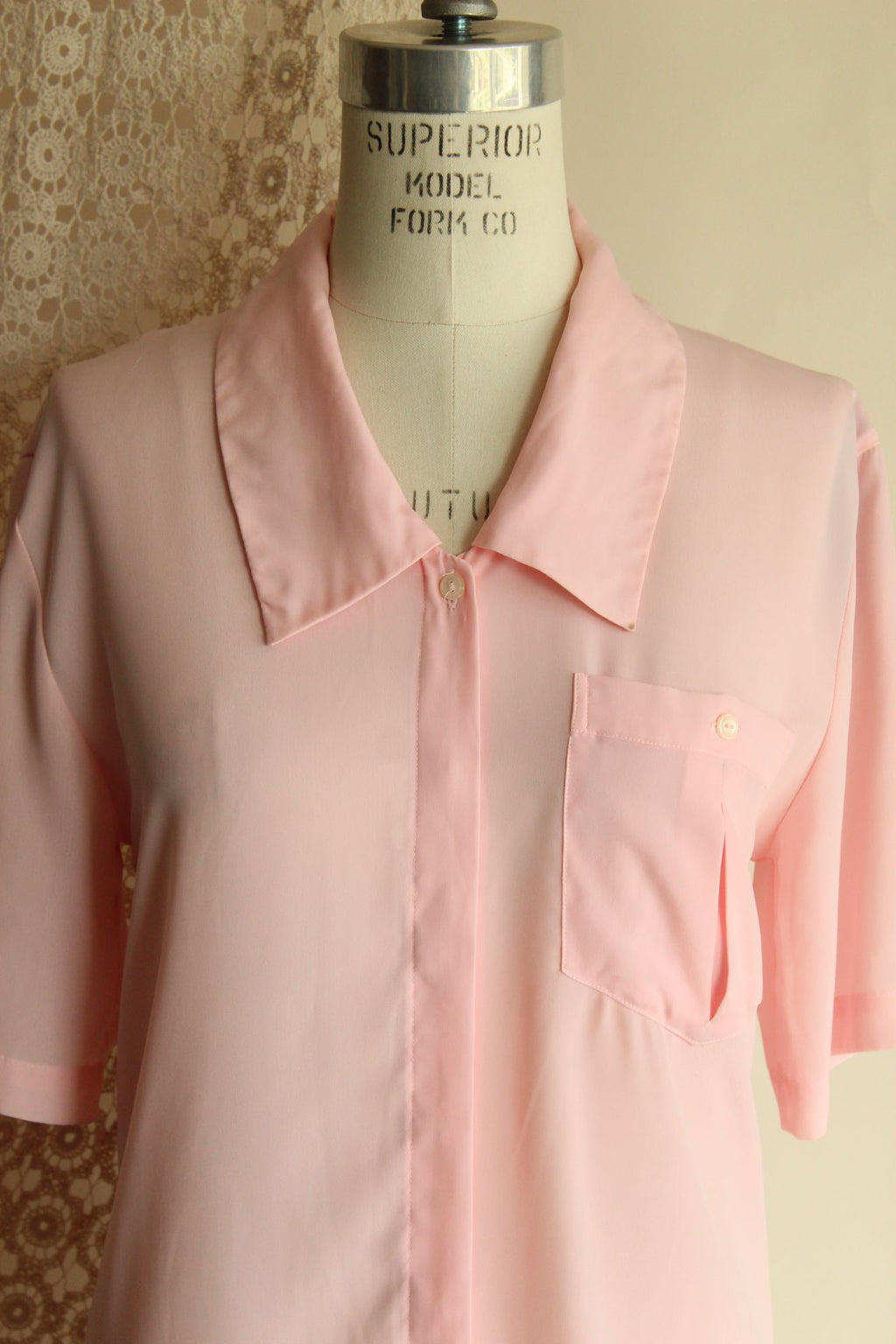 Vintage 1980s Blouse, Pink Dagger Collar with Pocket, Size 8