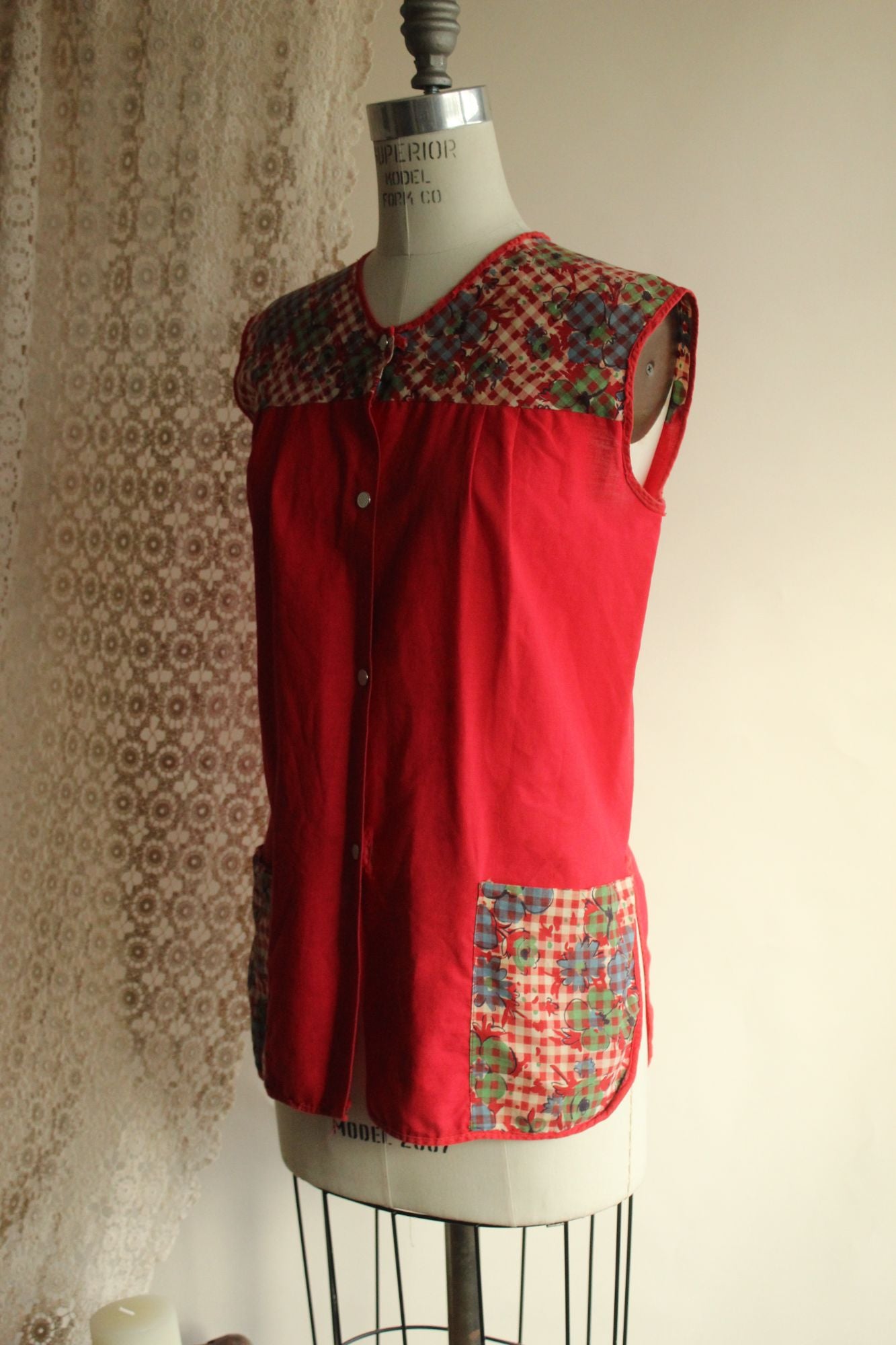 Vintage 1960s Red Floral Pinafore Apron With Pockets