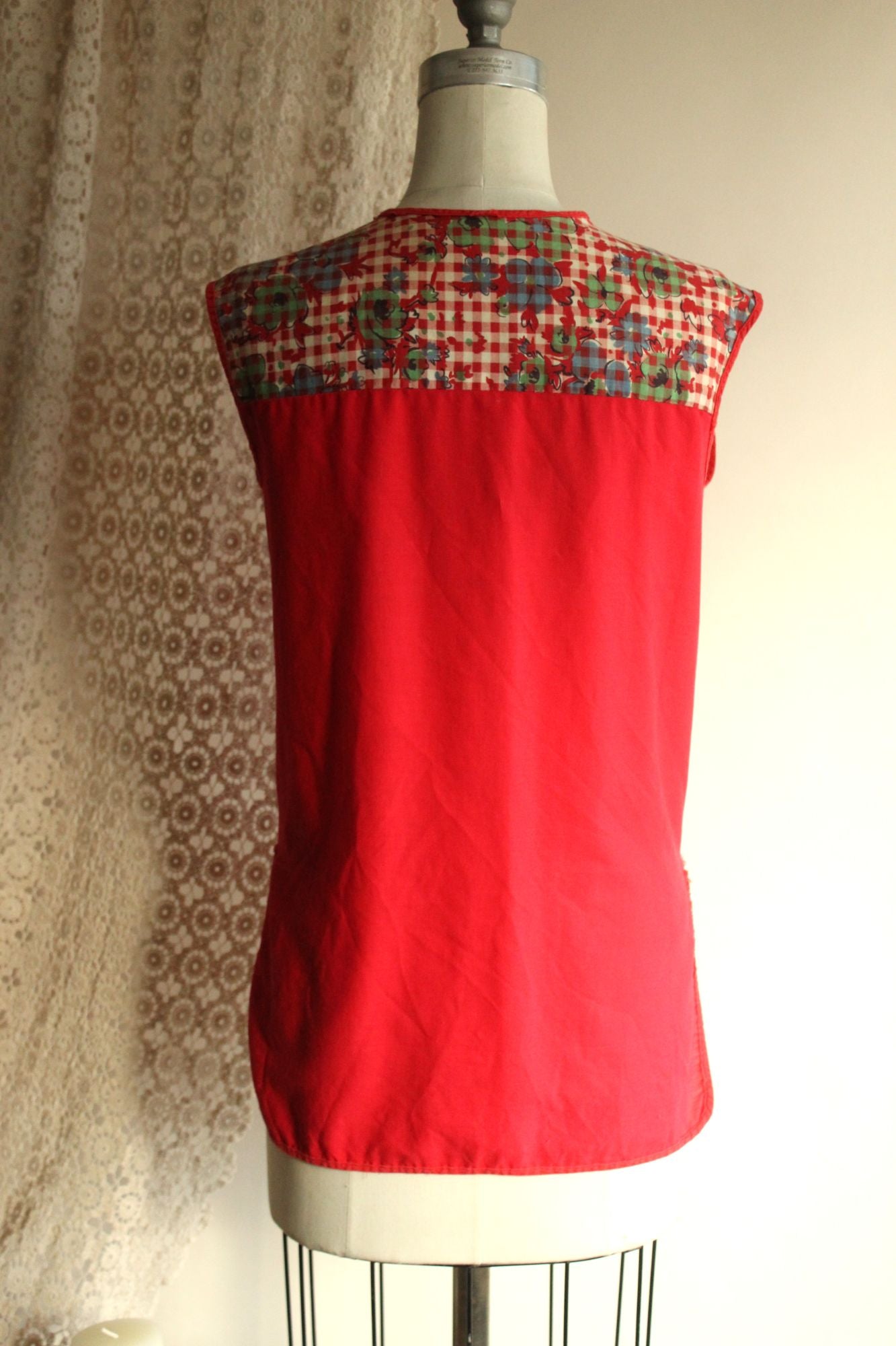 Vintage 1960s Red Floral Pinafore Apron With Pockets