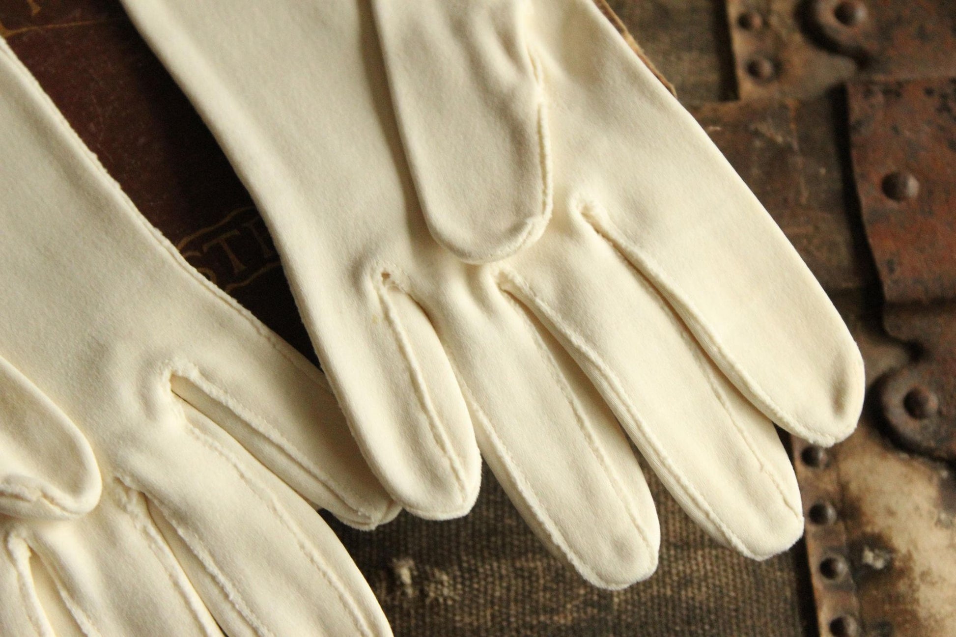 Vintage 1950s 1960s Winter White Opera Length Gloves