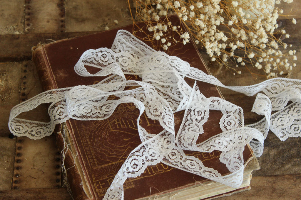 Vintage White Lace Trim, 2 Yards, 1.25" wide, Nylon, Sewing Supply