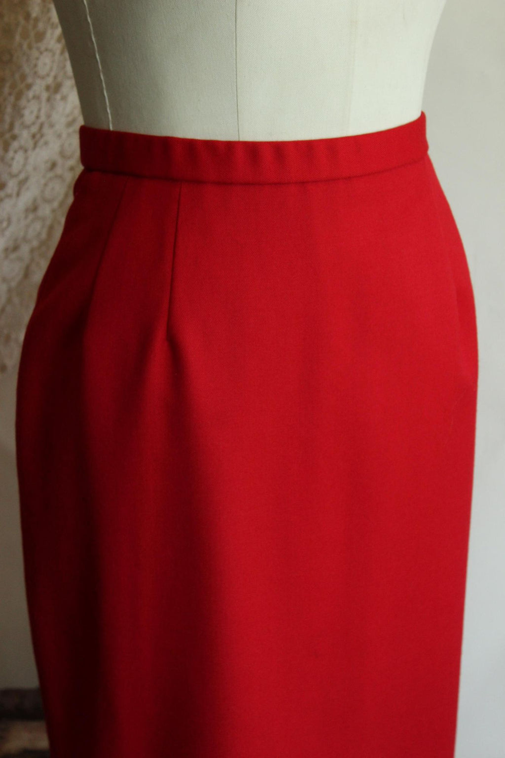 Vintage 1990s Red Knee Length Pencil Skirt