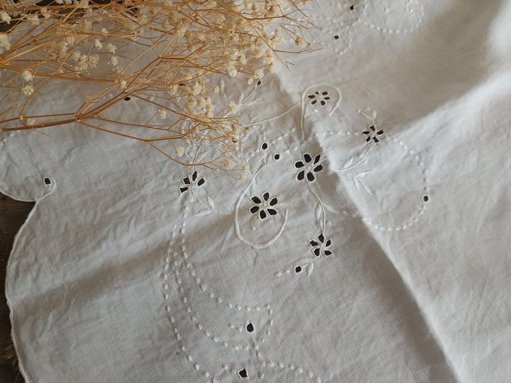 Vintage 1910s Embroidered Linen Tablecloth with Broderie Anglaise