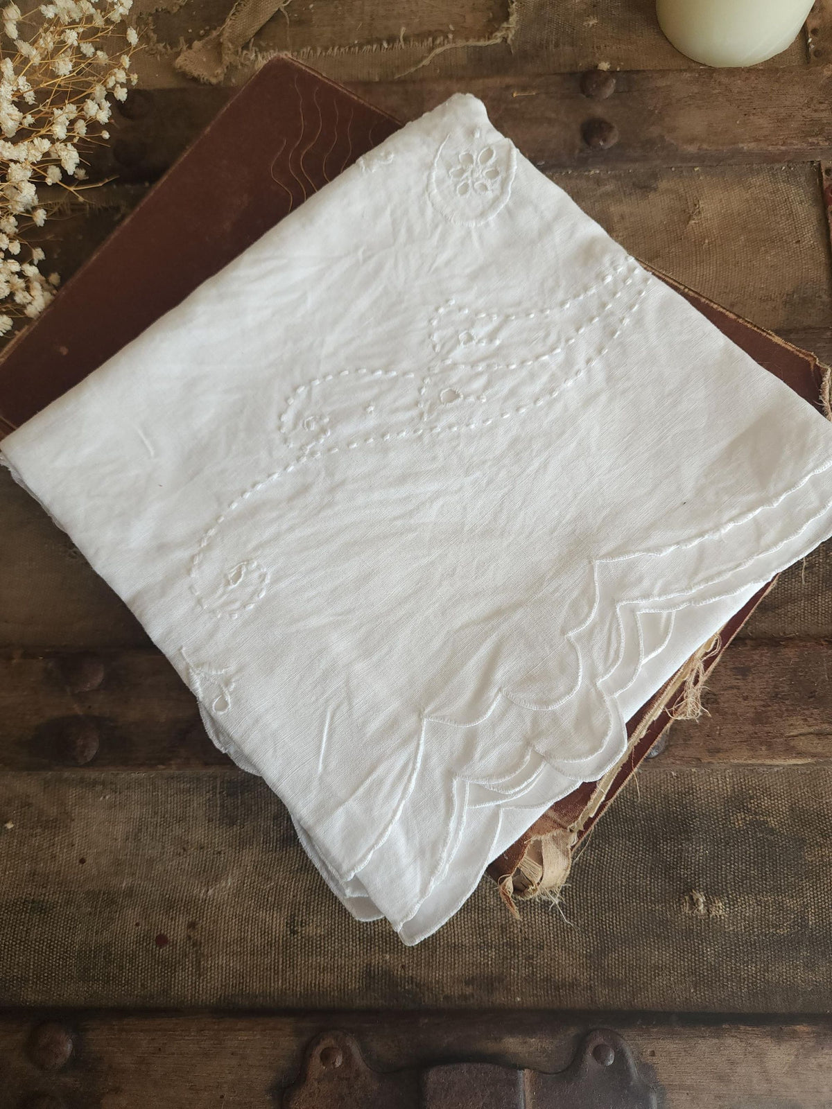 Vintage 1910s Embroidered Linen Tablecloth with Broderie Anglaise