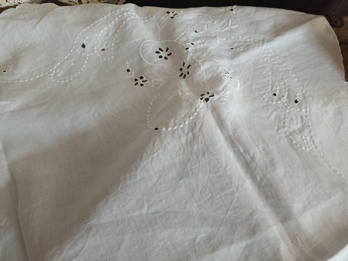 Vintage 1910s Embroidered Linen Tablecloth with Broderie Anglaise