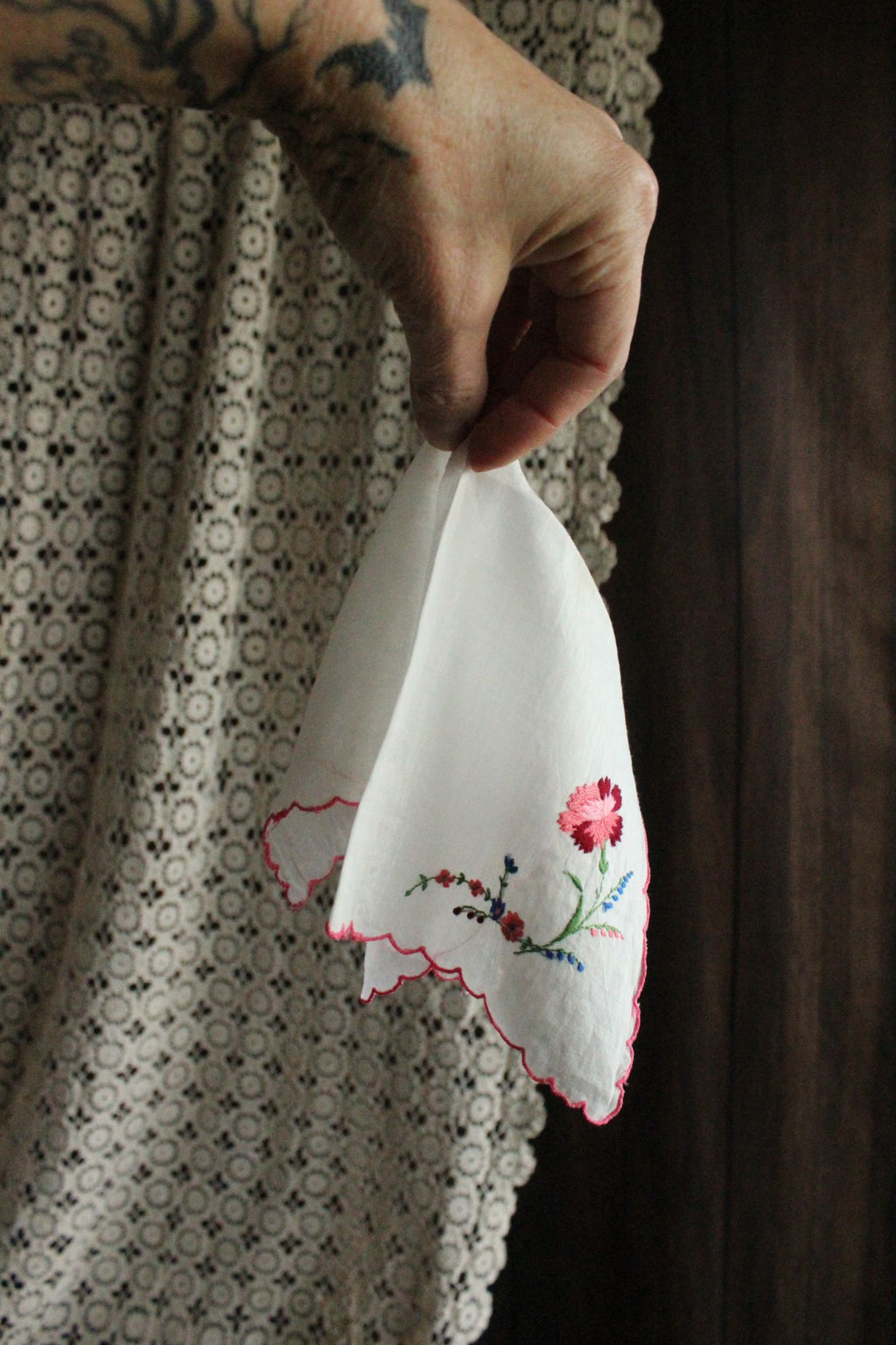 Vintage White Embroidered Flower Cotton Handkerchief
