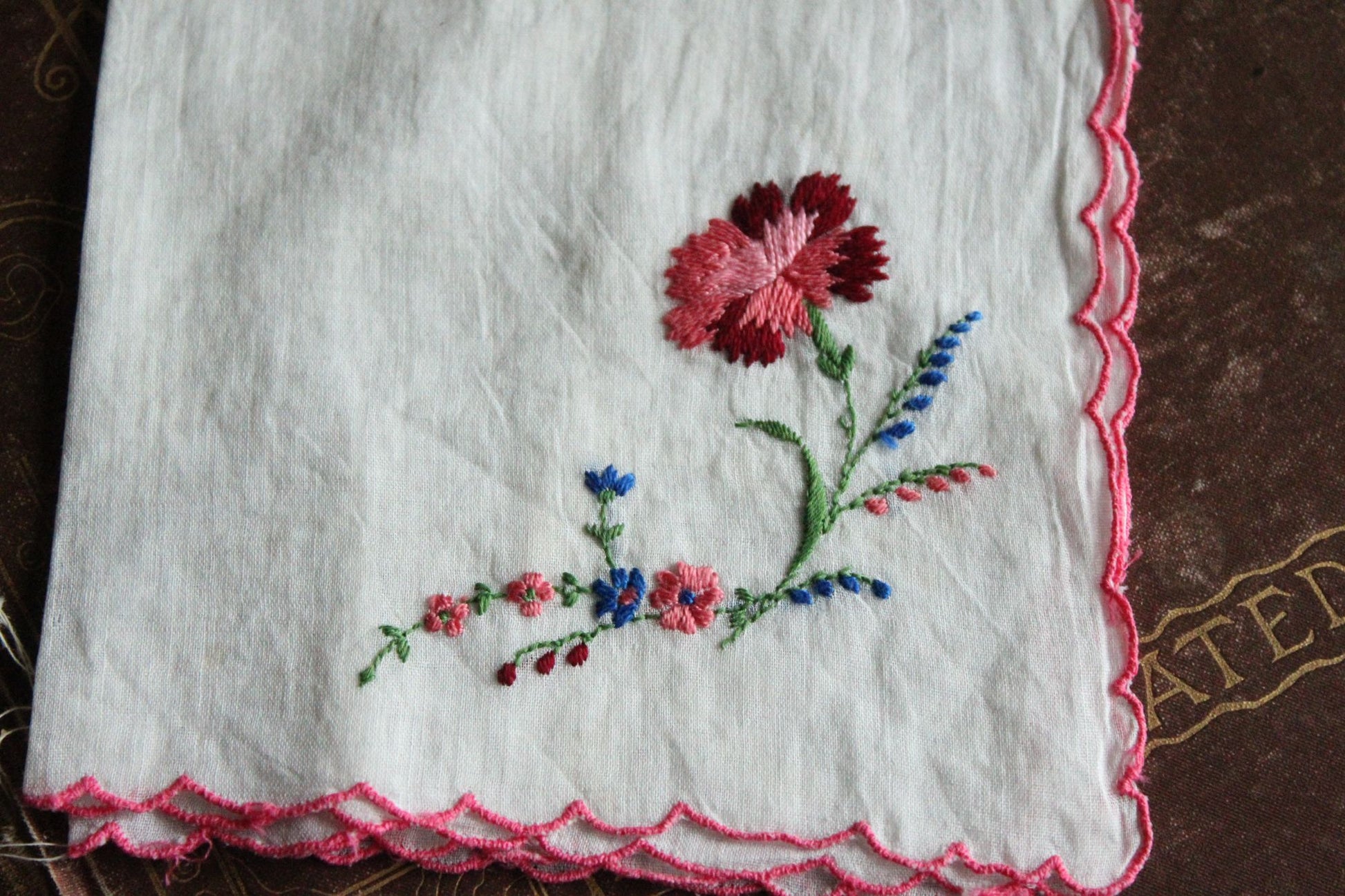 Vintage White Embroidered Flower Cotton Handkerchief