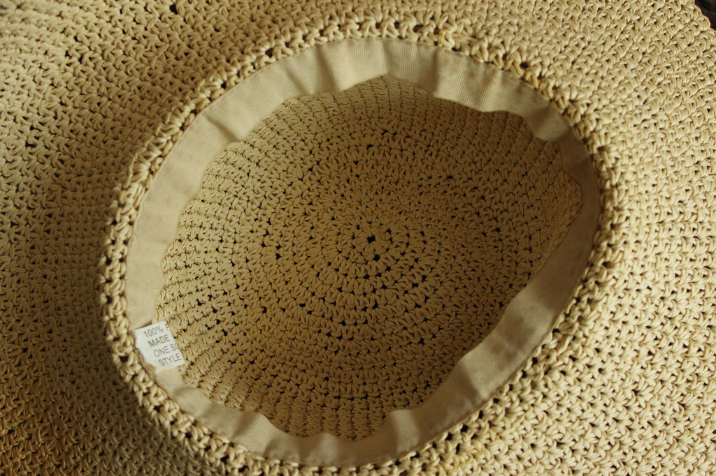 Vintage 2000s Paper Straw Wide Brimmed Sunhat