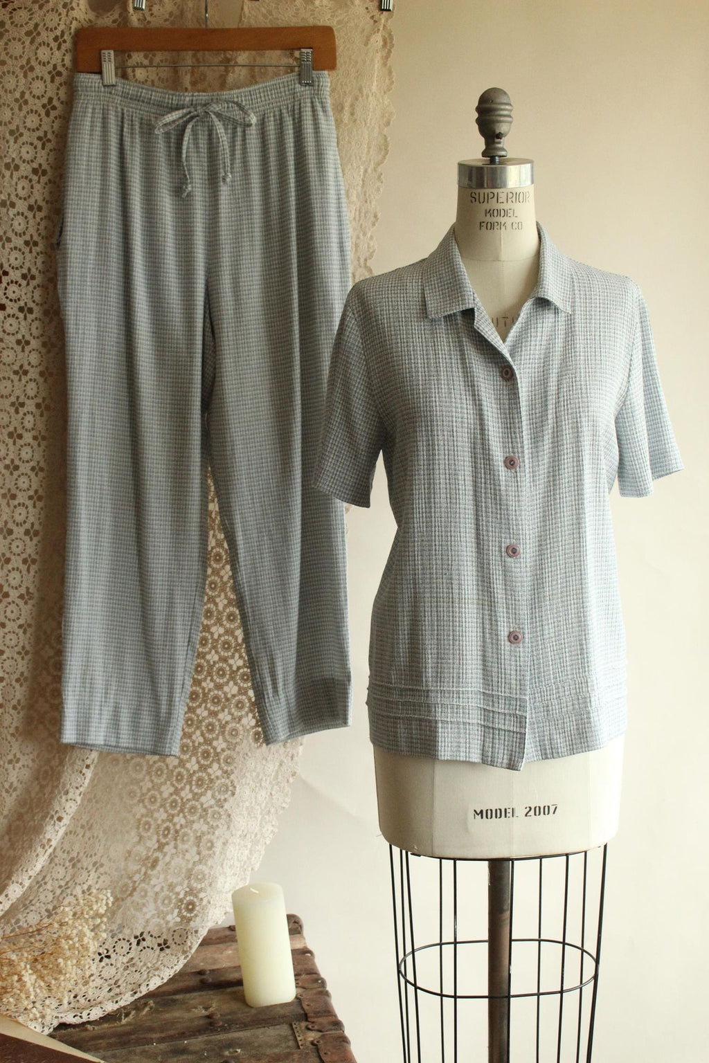 Vintage 1990s Sag Harbor Petites Blue and White Top And Pants Set