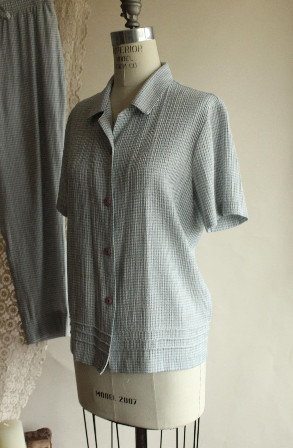 Vintage 1990s Sag Harbor Petites Blue and White Top And Pants Set