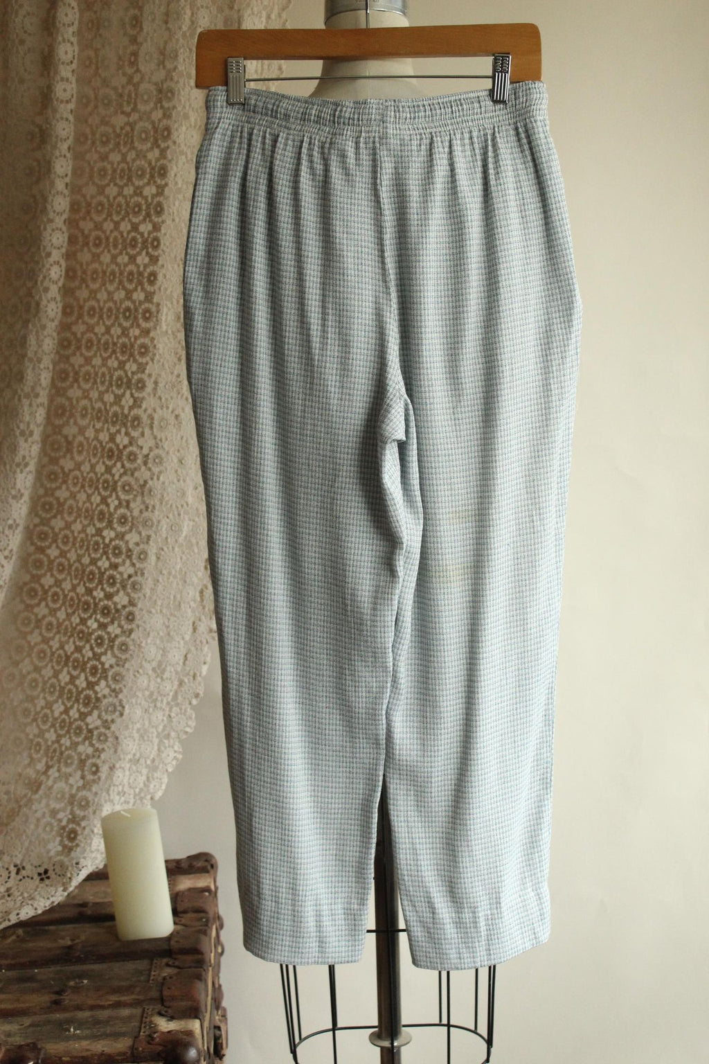 Vintage 1990s Sag Harbor Petites Blue and White Top And Pants Set