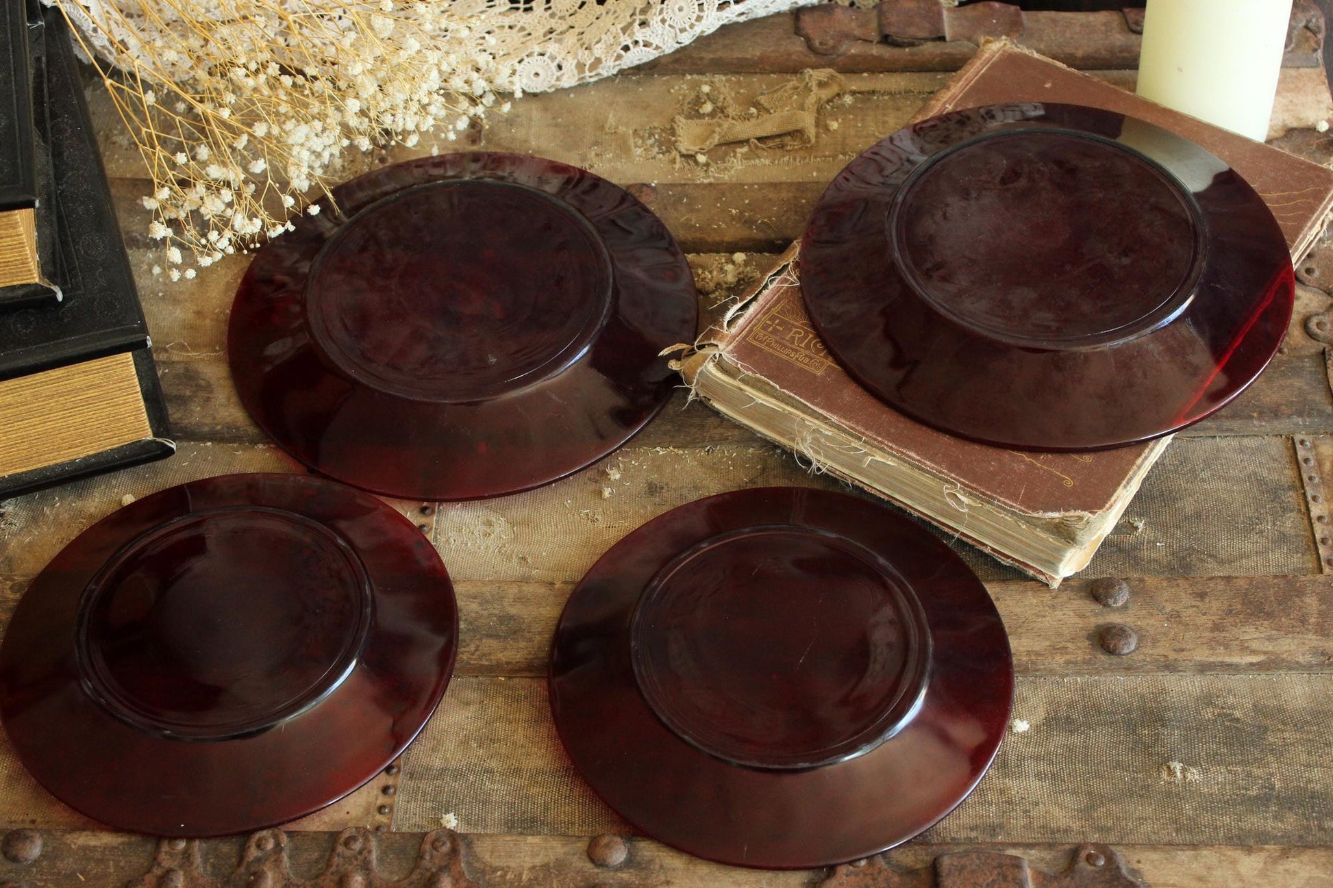 Vintage 1950s 1960s Anchor Hocking Royal Ruby Red Plates, 2 Luncheon 2 Dinner