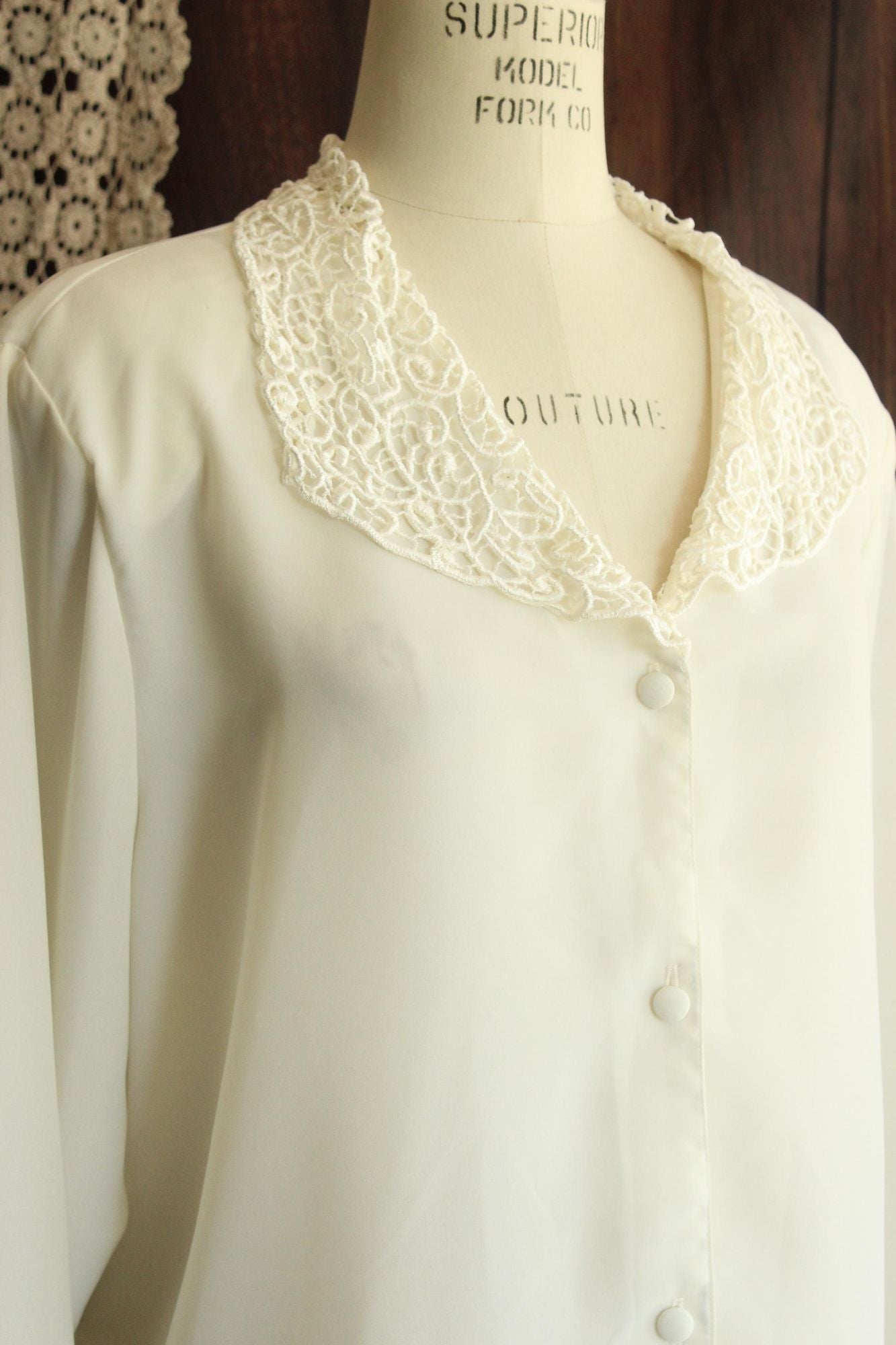 Vintage 1980s 1990s Volup Impressions White Button Down Blouse