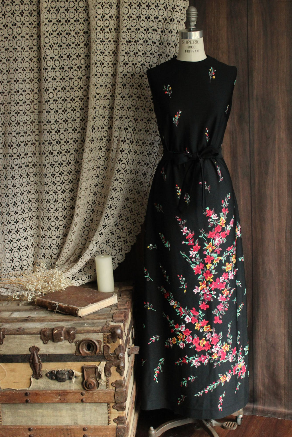 Vintage 1970s Lady Carol Black Floral Print Maxidress