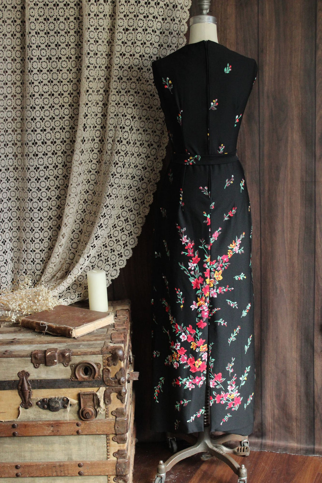 Vintage 1970s Lady Carol Black Floral Print Maxidress