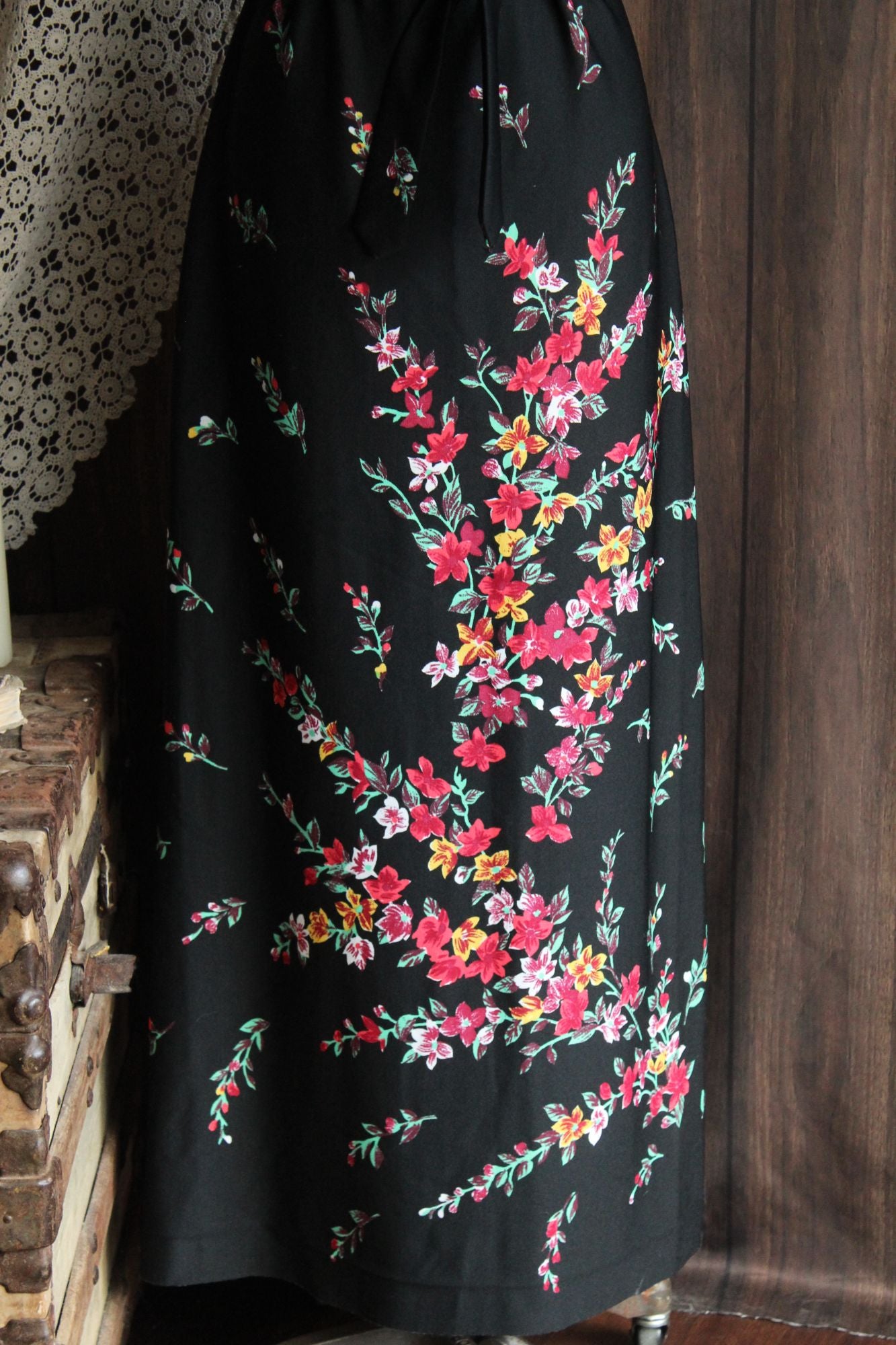 Vintage 1970s Lady Carol Black Floral Print Maxidress