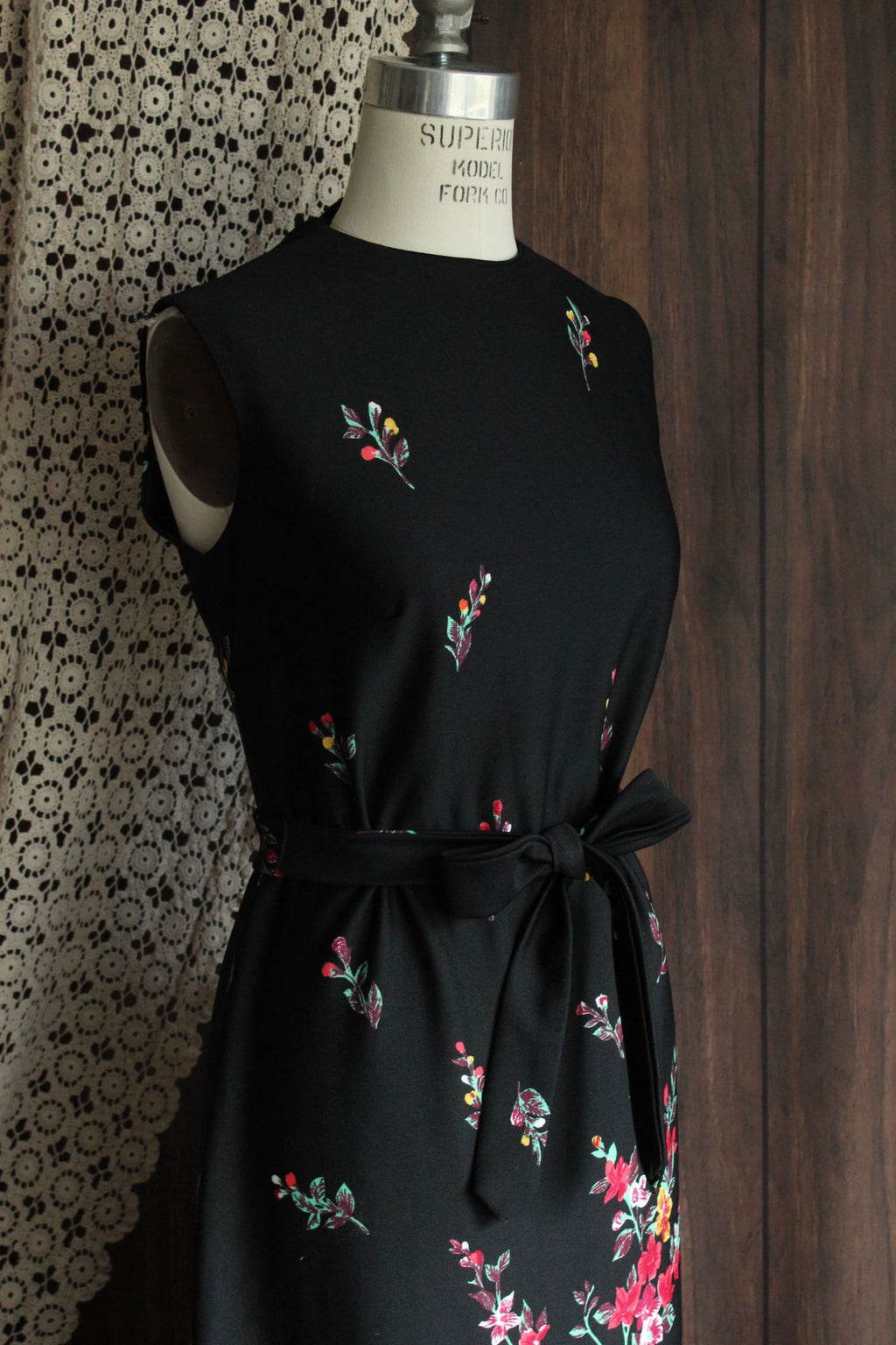 Vintage 1970s Lady Carol Black Floral Print Maxidress