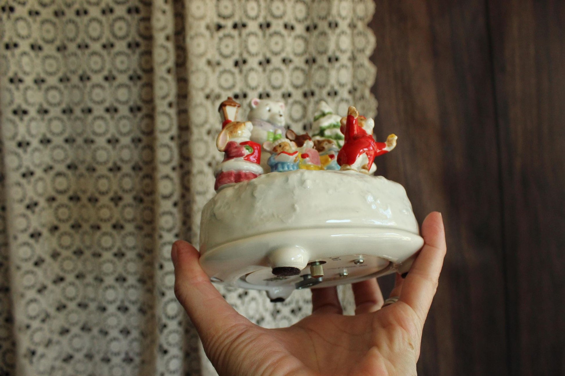 Vintage 1980s Otagiri Christmas Music Box
