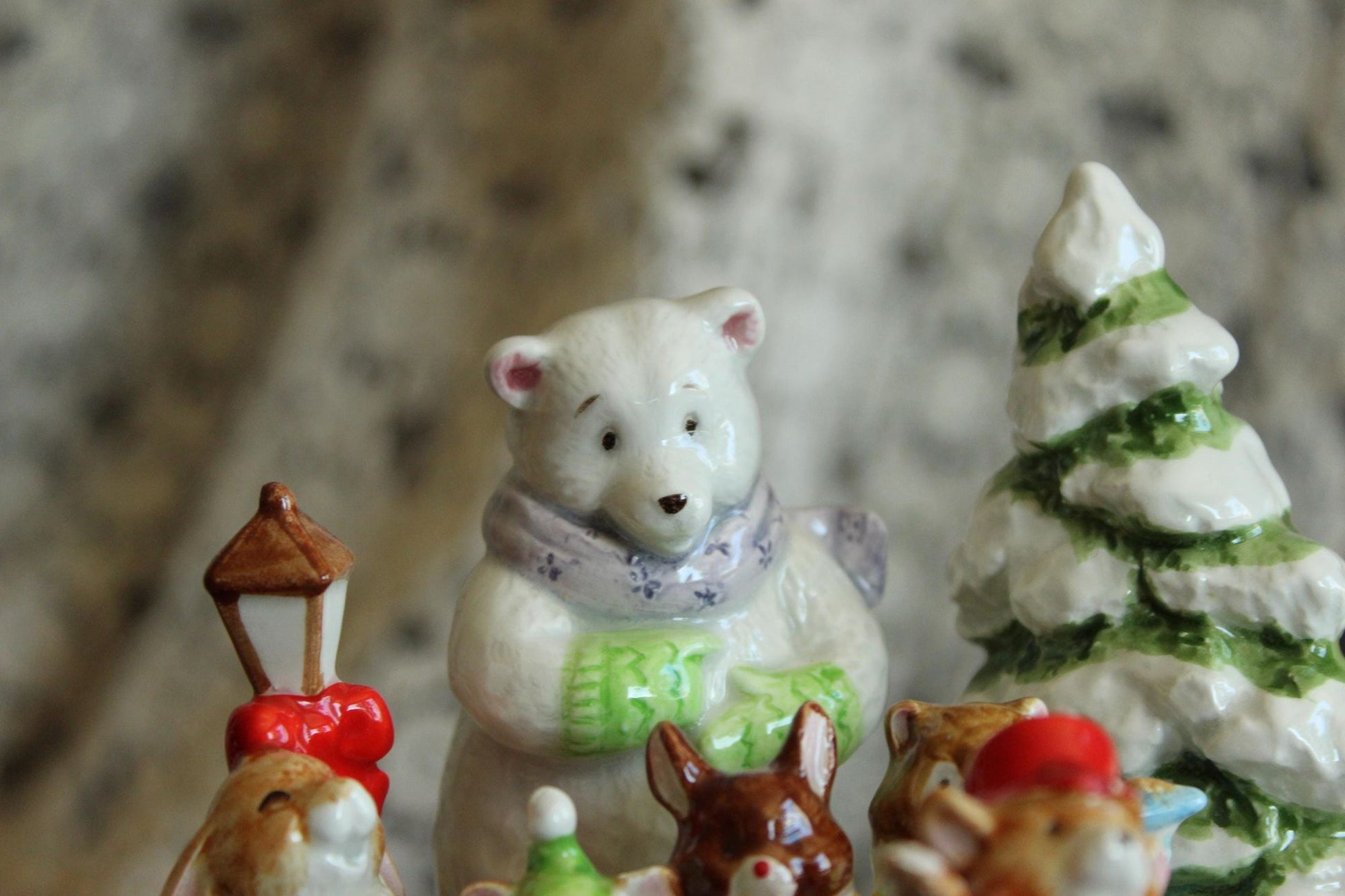 Vintage 1980s Otagiri Christmas Music Box