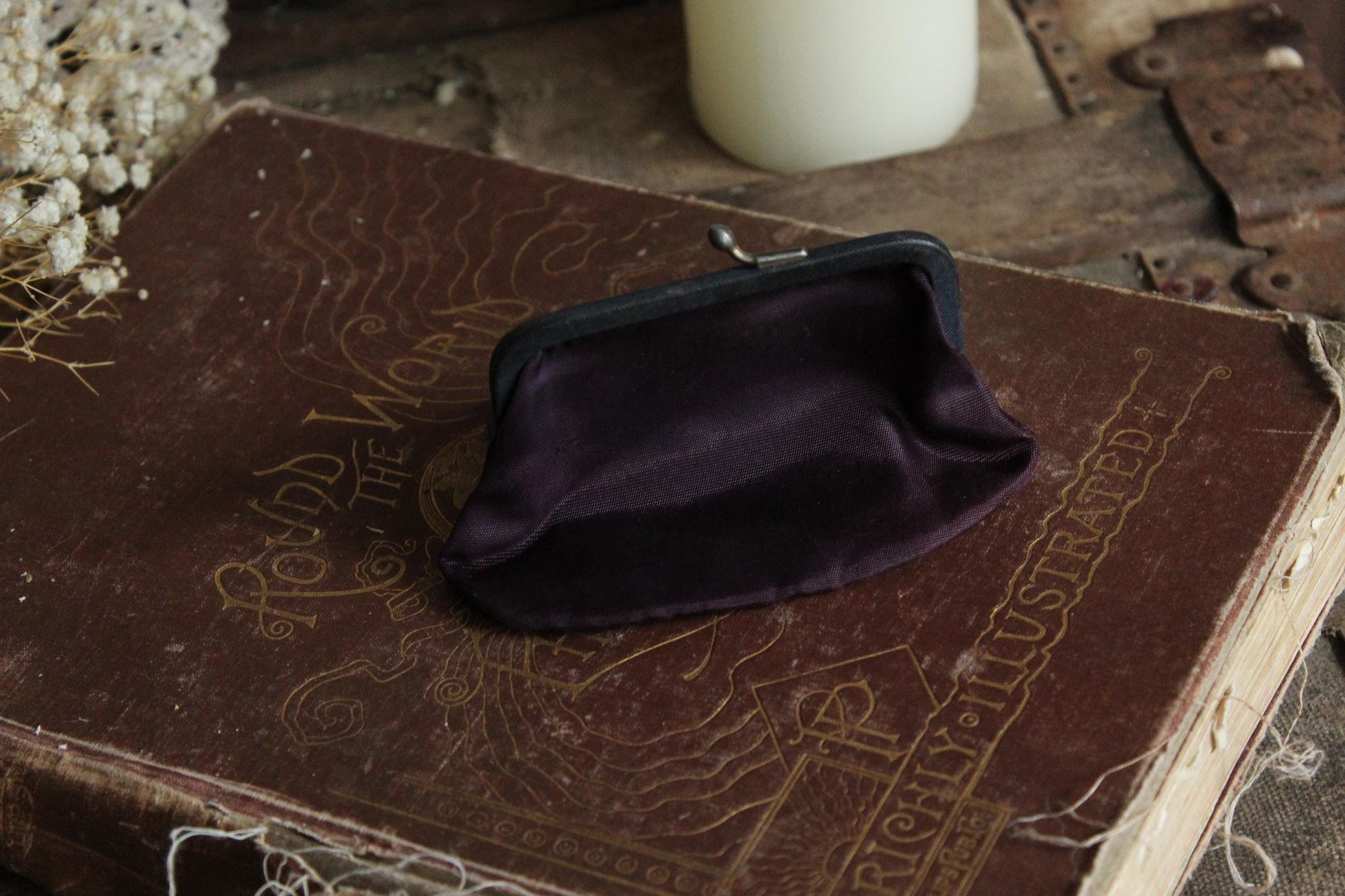 Vintage 1940s Coin Purse, Purple Black Faille Clutch Or Makeup Bag with Kiss Clasp