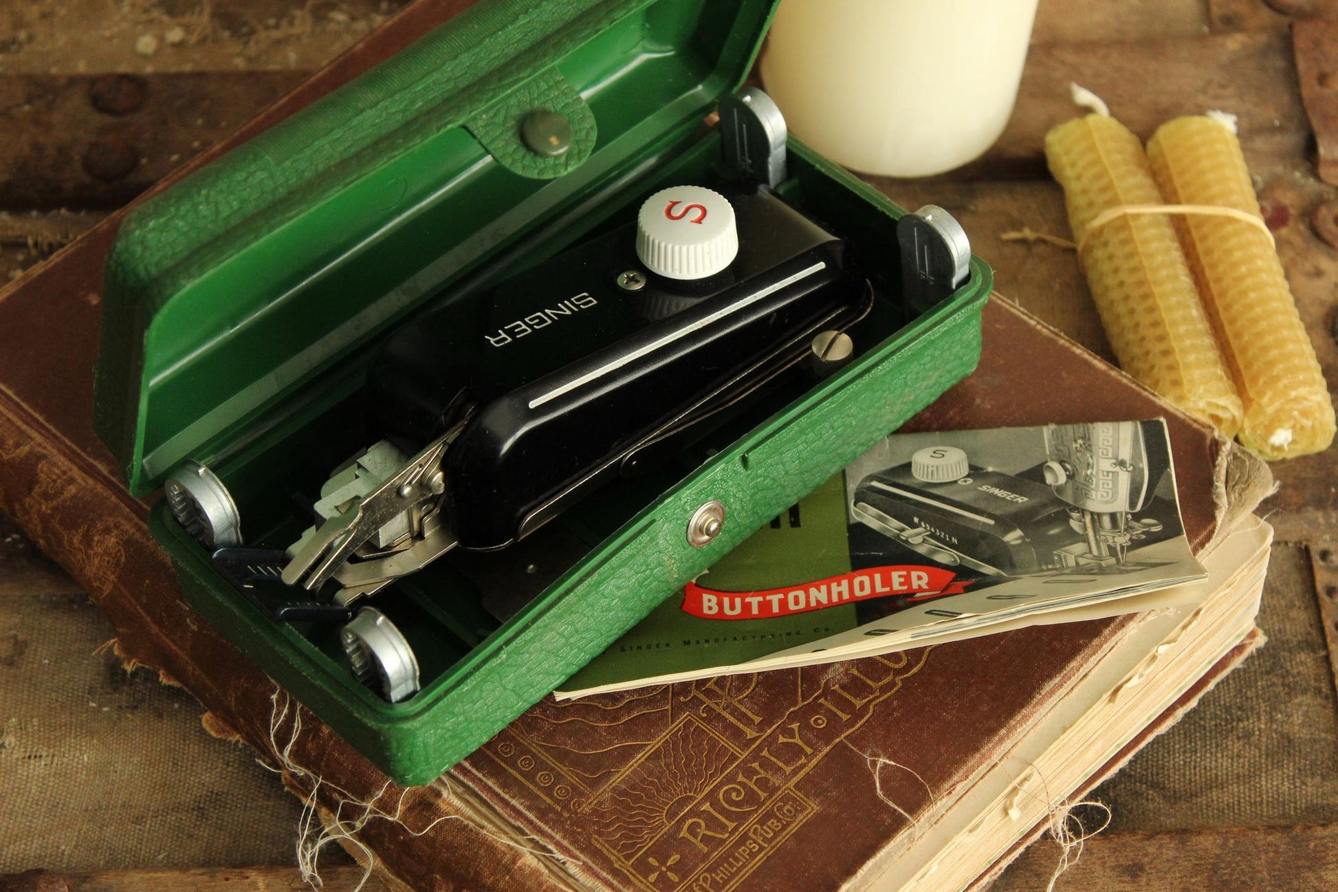 Vintage 1940s Singer Buttonholer Model #160506 Complete Kit
