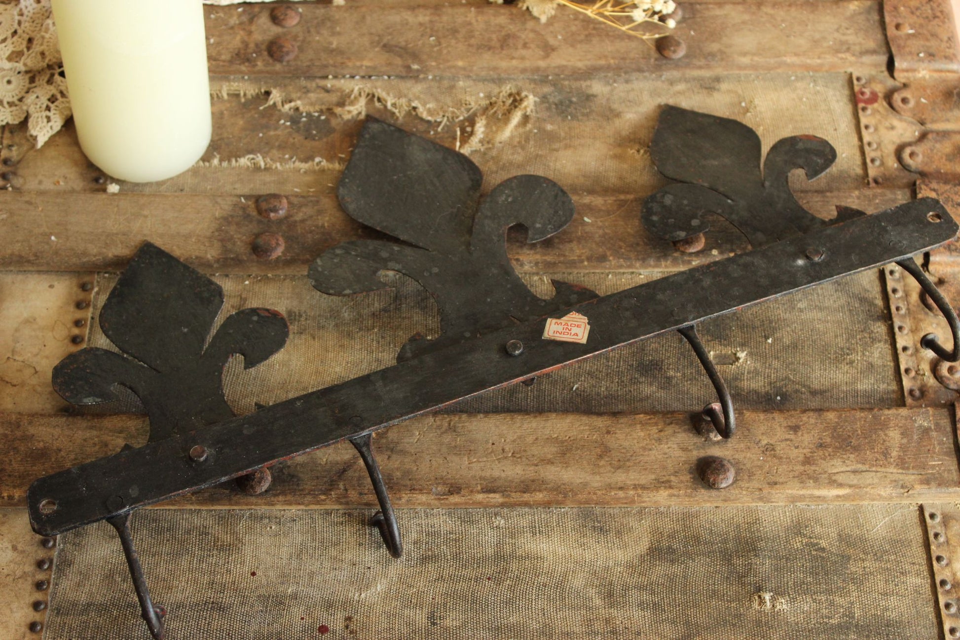 Vintage 1990s Three Black Fleur de Lis  Wrought Iron Hooks