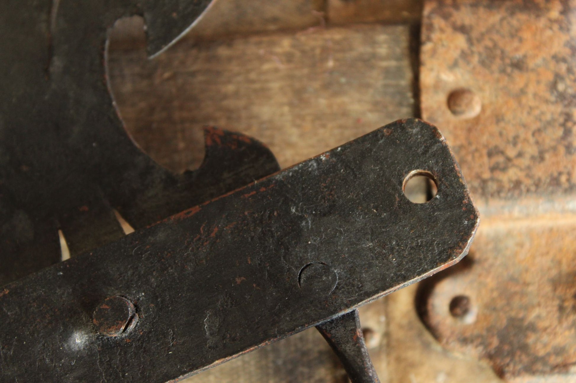Vintage 1990s Three Black Fleur de Lis  Wrought Iron Hooks