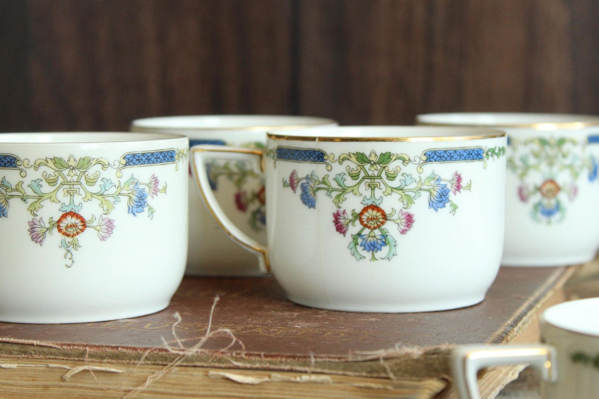 Vintage 1920s 1930s Tea Cup and Saucer