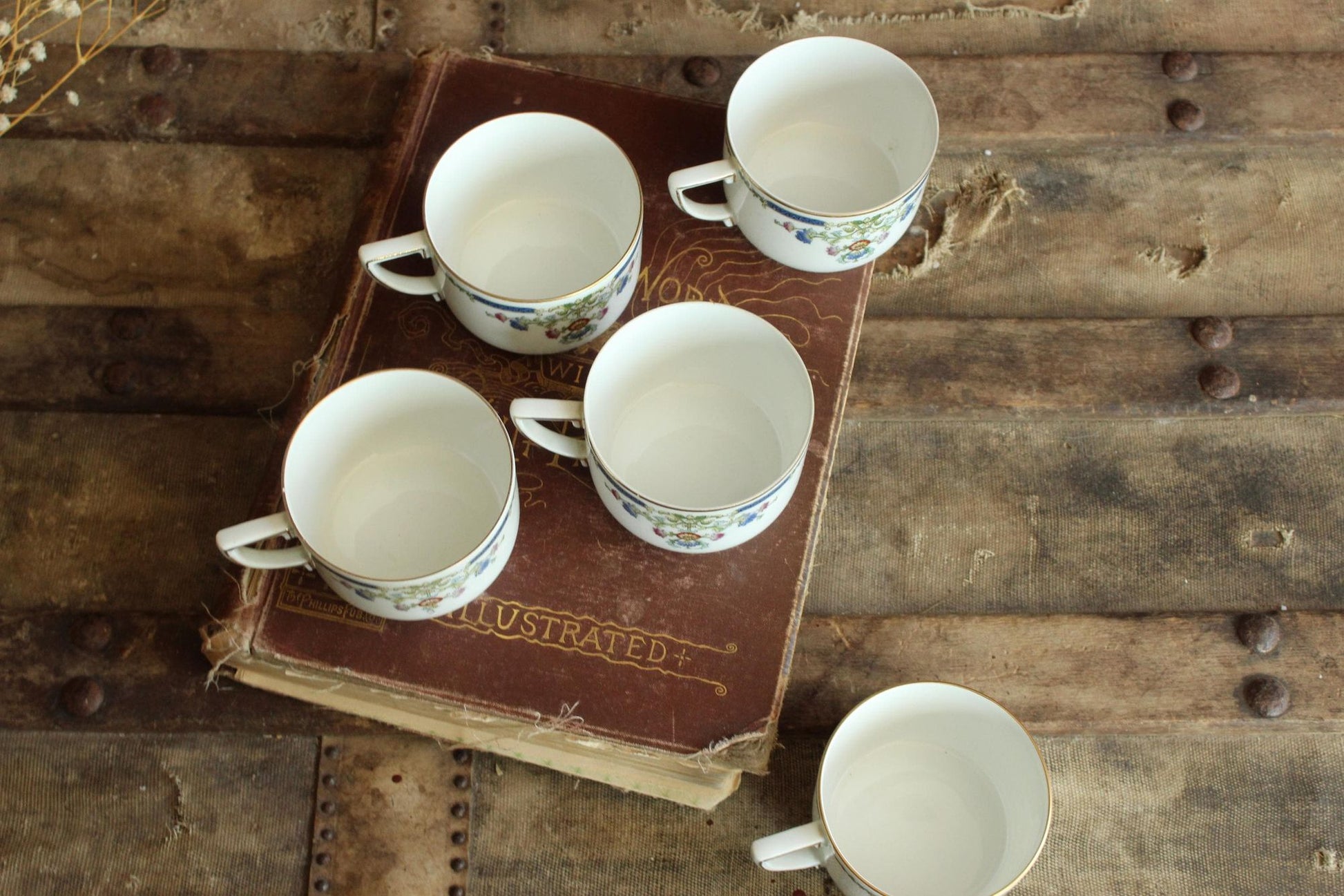 Vintage 1920s 1930s Tea Cup and Saucer