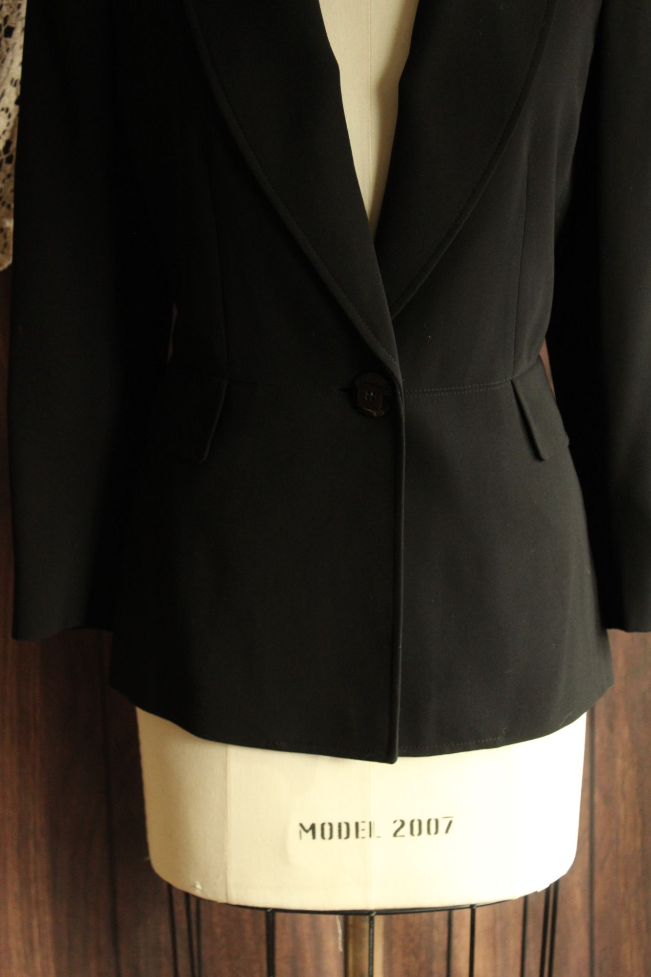 Vintage 2000s Jones New York Black Blazer