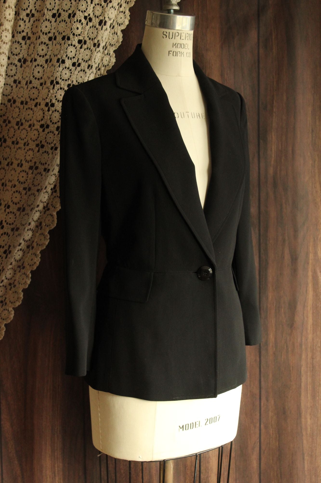 Vintage 2000s Jones New York Black Blazer