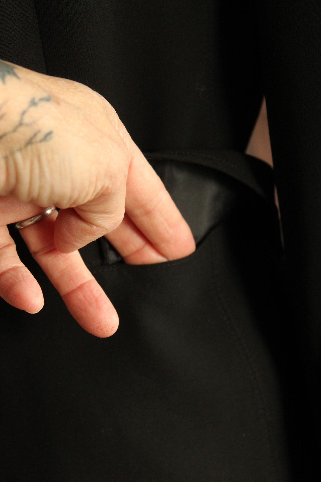 Vintage 2000s Jones New York Black Blazer