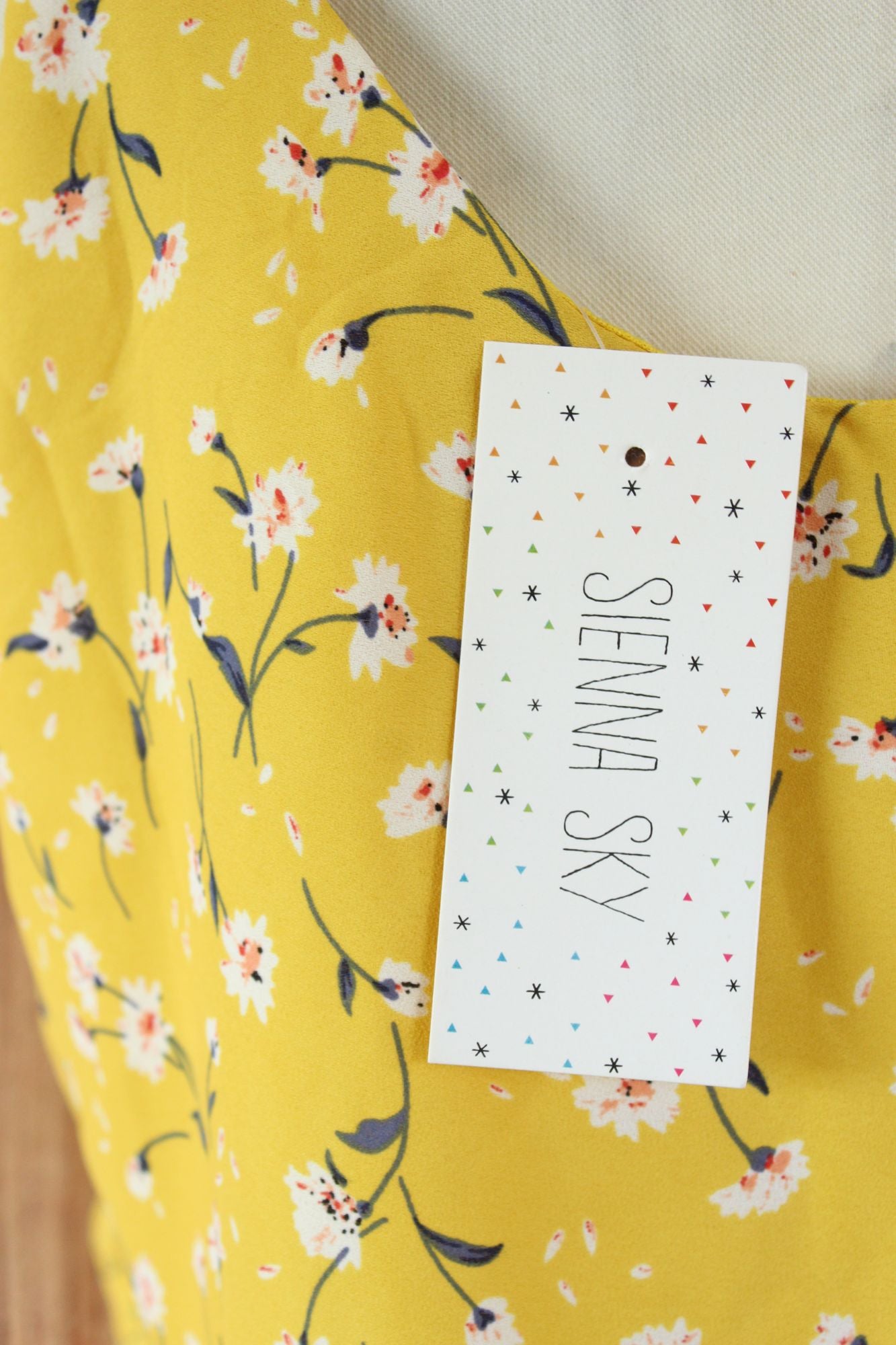 Sienna Sky Womens Top, Size Medium, Yellow Floral Tie-Front Sleeveless