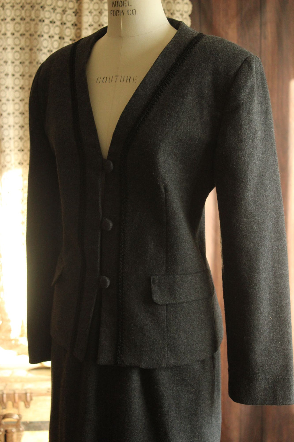 Vintage 1980s Womens Suit, Russ Gray Wool Skirt And Jacket, Shoulder Pads Braided Trim