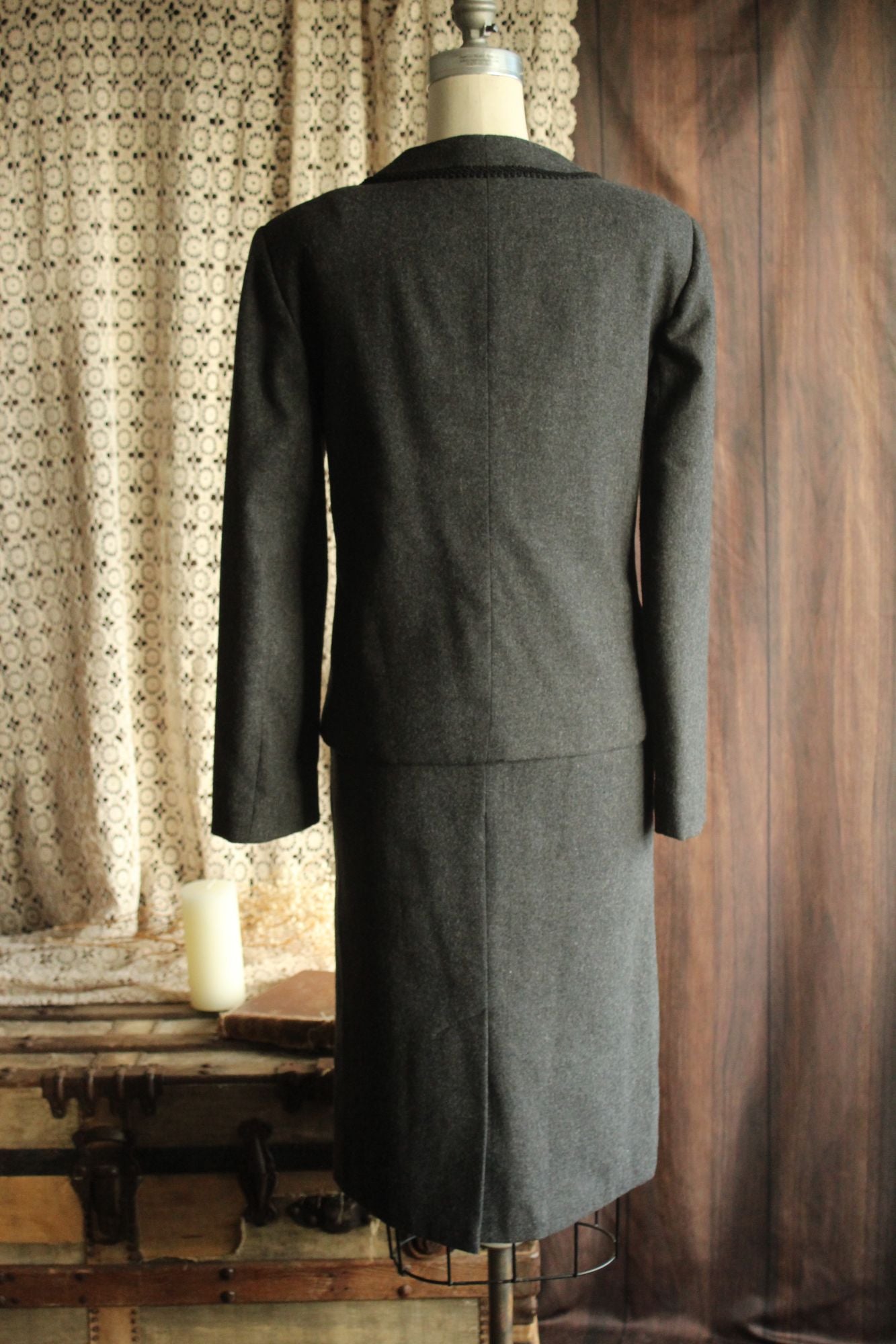 Vintage 1980s Womens Suit, Russ Gray Wool Skirt And Jacket, Shoulder Pads Braided Trim
