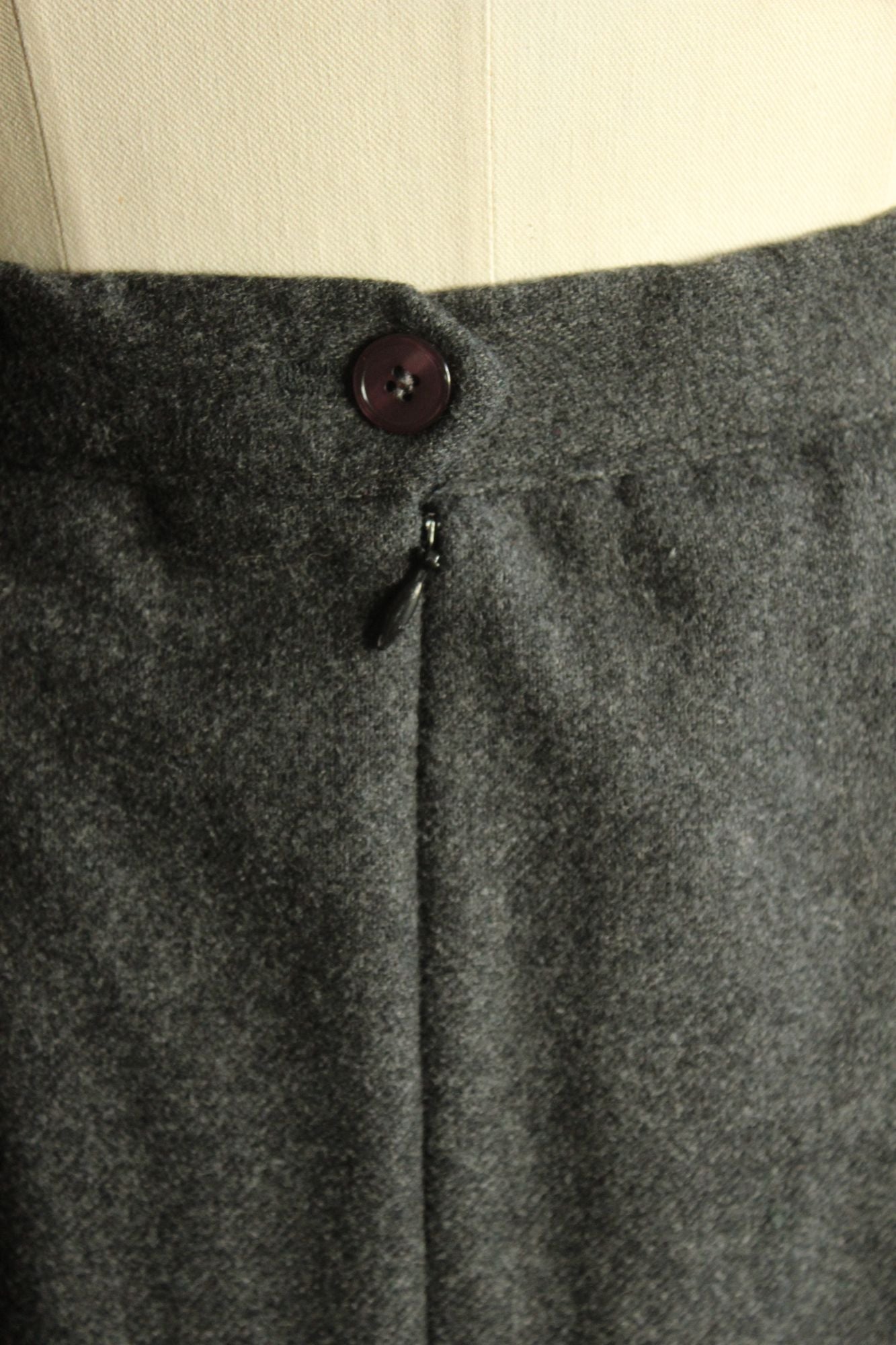 Vintage 1980s Womens Suit, Russ Gray Wool Skirt And Jacket, Shoulder Pads Braided Trim